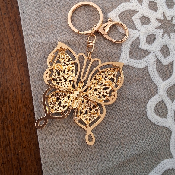 💥SALE💥NEW #2 Butterfly Rhinestone Multi-Color Keychain - Picture 3 of 4